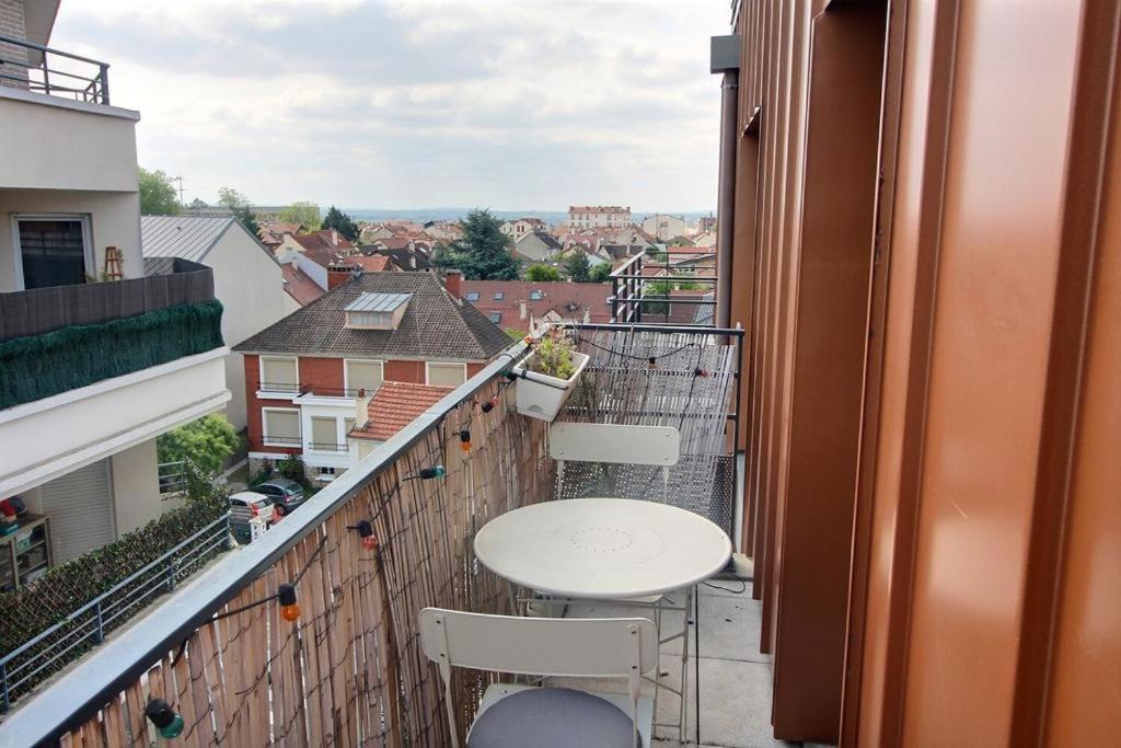 Le Toit Du Montvalerien Suresnes Appartement Buitenkant foto